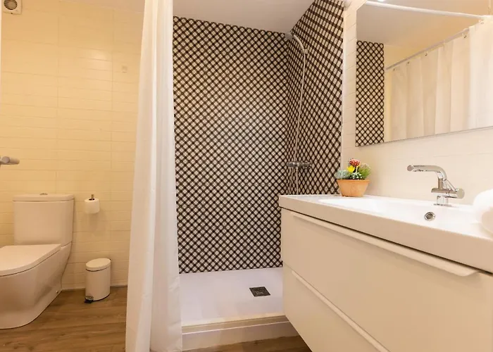 Bravissimo Cort Reial Entresol B Apartamento *