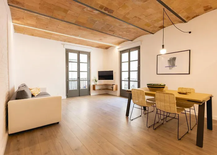 Bravissimo Cort Reial Entresol B Apartamento *